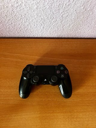 PS4 Slim 1TB + mando + cables + lista para jugar