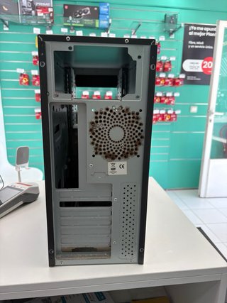 Caja PC Sobremesa Gigabyte Negra