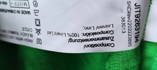 Vestido verde cruzado midi. Línea Motf premium.