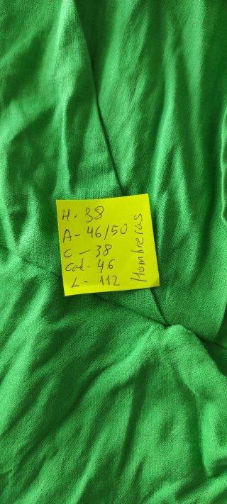 Vestido verde cruzado midi. Línea Motf premium.