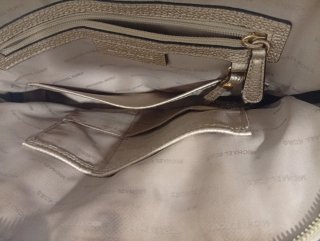 Bolso Michael Kors Dorado Costó 325€