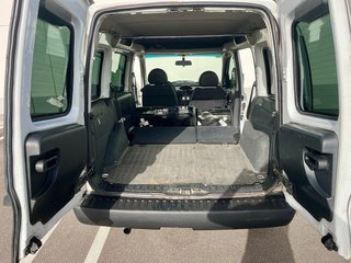 Opel Combo 2008 1.3 CDTI. Leer bien