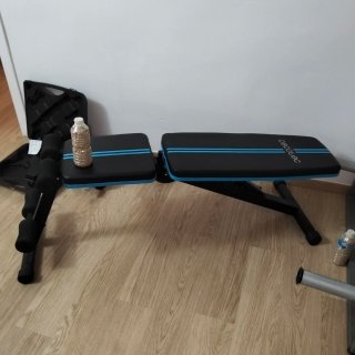 Banco reclinable Cecotec con pesas