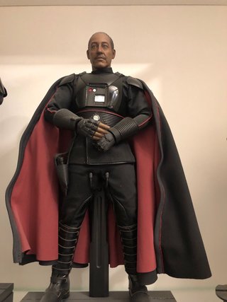 Hot Toys Moff Gideon Star Wars Figura