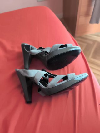 Sandalias Hoss Intropia Gris y Dorado
