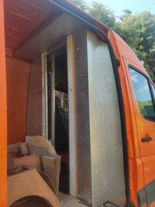 Volkswagen Crafter L3H2 2.5 TDI Manual 2009