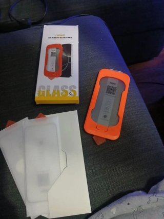 Protettivi NEWC per iPhone 16 Pro Max