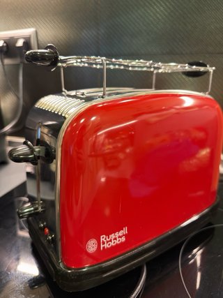 Tostadora Russell Hobbs Colours Plus+ Roja