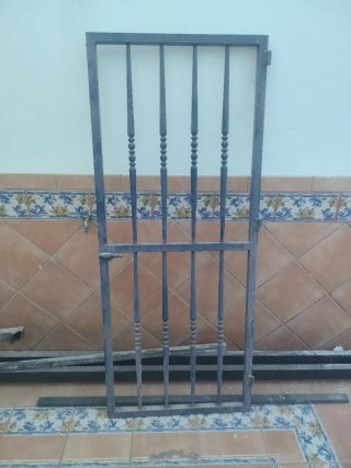 Reja de forja decorativa