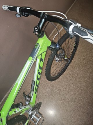 Bicicleta Scott Montaña Verde