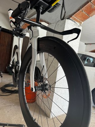 Rueda Delantera RYOT 77m FWD Disco