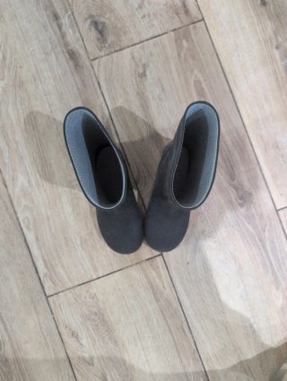 Botas de agua negras nuevas