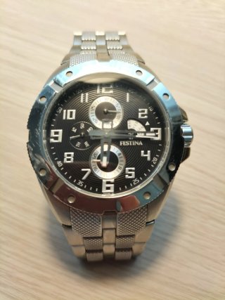 Reloj Festina Caballero Negro y Plateado