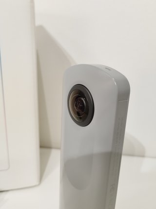 Cámara Ricoh Theta SC2 360°