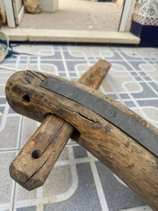 Yugo antiguo de madera