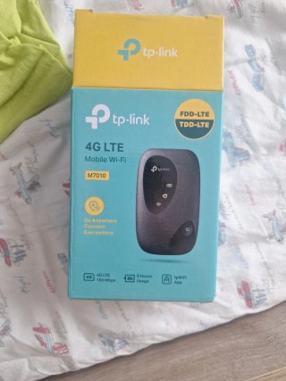 TP-Link M7010 4G LTE Mobile Wi-Fi