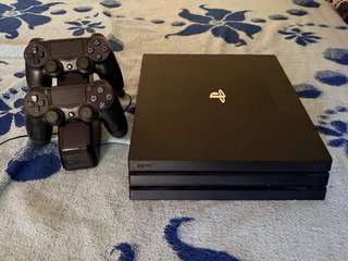 PlayStation 4 Pro (PS4 Pro) Negra