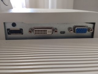 Monitor Acer 24 VGA, DVI e DP