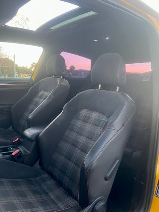 Volkswagen Golf VII GTI Performance 230cv