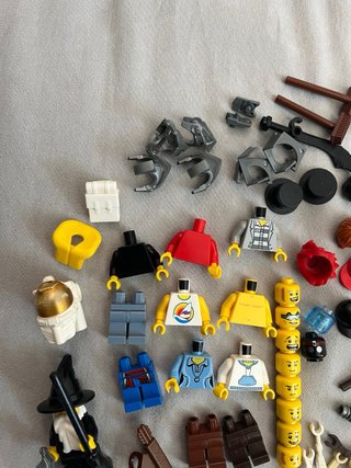 Lote LEGO Minifiguras y piezas