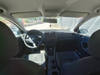 Volkswagen Golf 2004