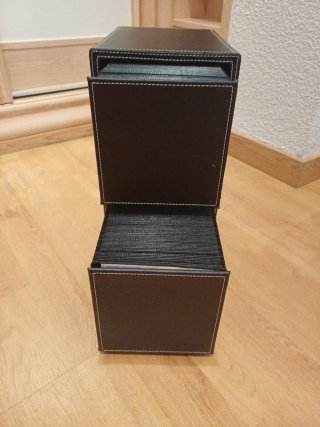 Mueble archivador CD piel marrón