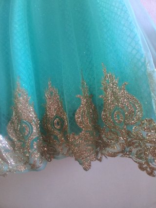 Vestido de fiesta con pedrería