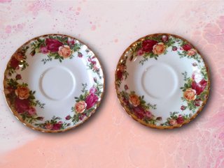 2 Tazas y platillos impecables Royal Albert Rosas