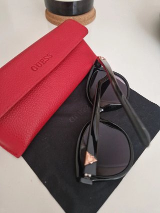 Gafas de Sol Guess Negras