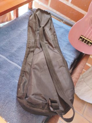Ukelele WINZZ malva