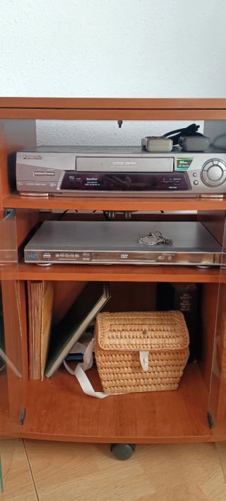 Mueble TV madera y cristal