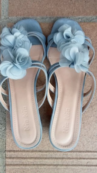 Sandalias Ñiu Ñiu Talla 41 Flores Azules