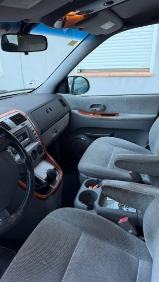 KIA Carnival 2006