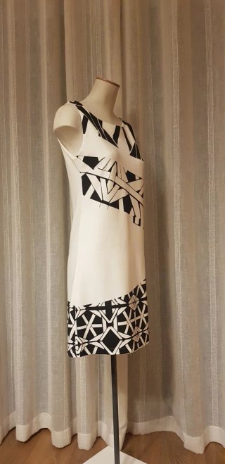 Vestido Desigual Blanco y Negro