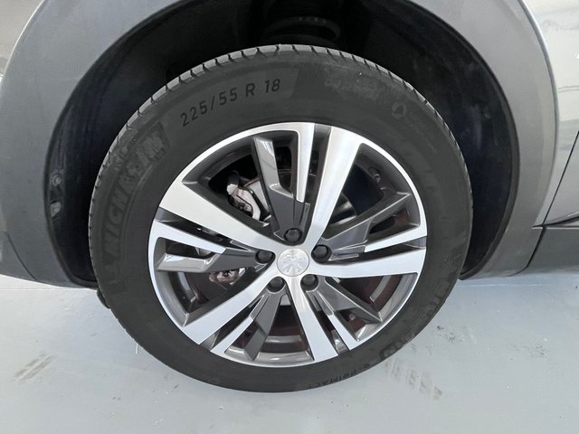 Peugeot 3008 Hybrid 136cv