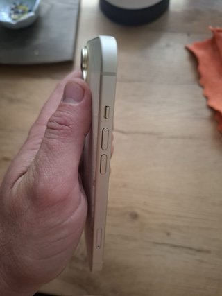 iPhone 15 128GB Amarillo