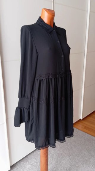 Vestido negro corte baby doll