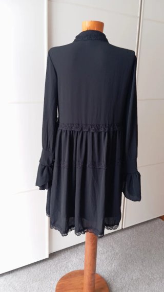 Vestido negro corte baby doll