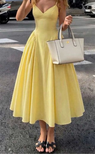 Vestido amarillo de fiesta