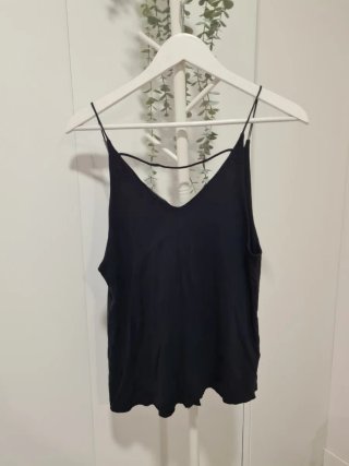 Top tirantes hilo negro Primark talla 38
