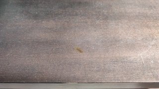 Mesa de centro madera color vengué con 3 pufs