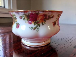 Lechera y Azucarero pequeños Royal Albert Rosas