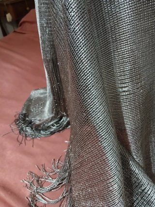 Poncho/Sciarpe Lurex Argento con Frange