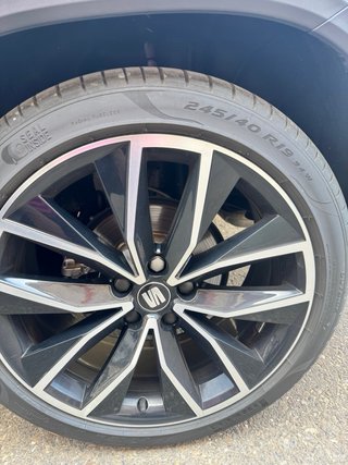 Llantas de aleación Seat ateca excellence 1904x4