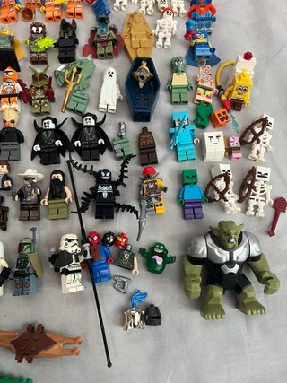 Lote LEGO Star Wars, Marvel, DC, Ninjago, etc