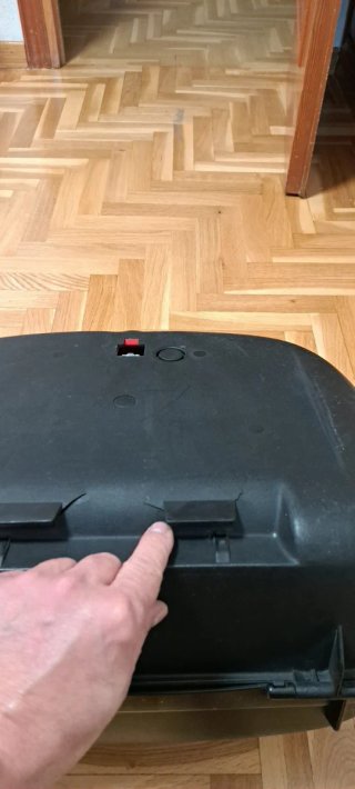 Baúl Cofre Moto 42L marca Kappa