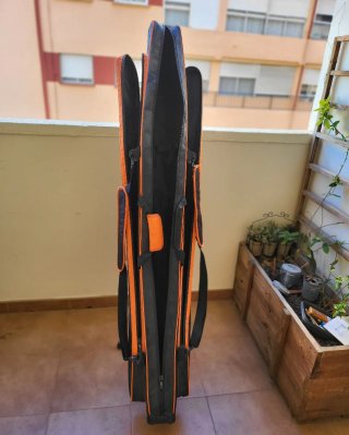 Funda rígida Cinetic para cañas de pescar