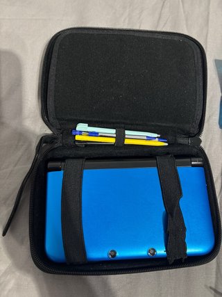 Nintendo 3DS XL Azul + Cargador, Estuche y Juegos