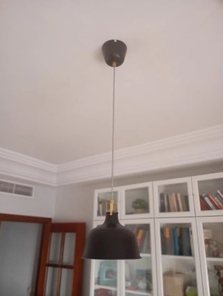 Lámparas de comedor negras y doradas