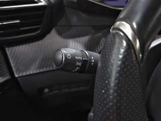 Peugeot 208 GT HYBRID 100 eDCS6